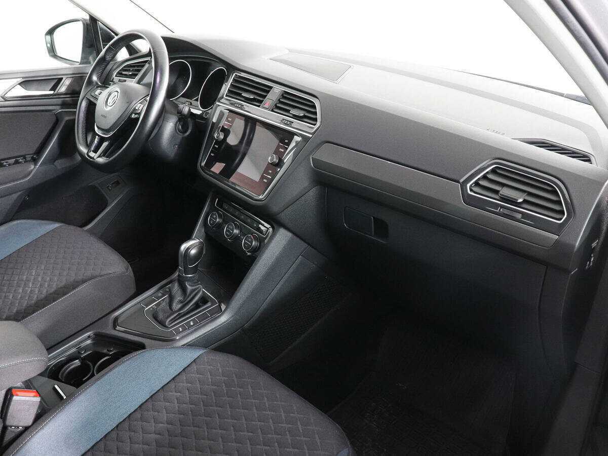Купить Volkswagen Tiguan, 2019, 59 712 км.. Фото: #9
