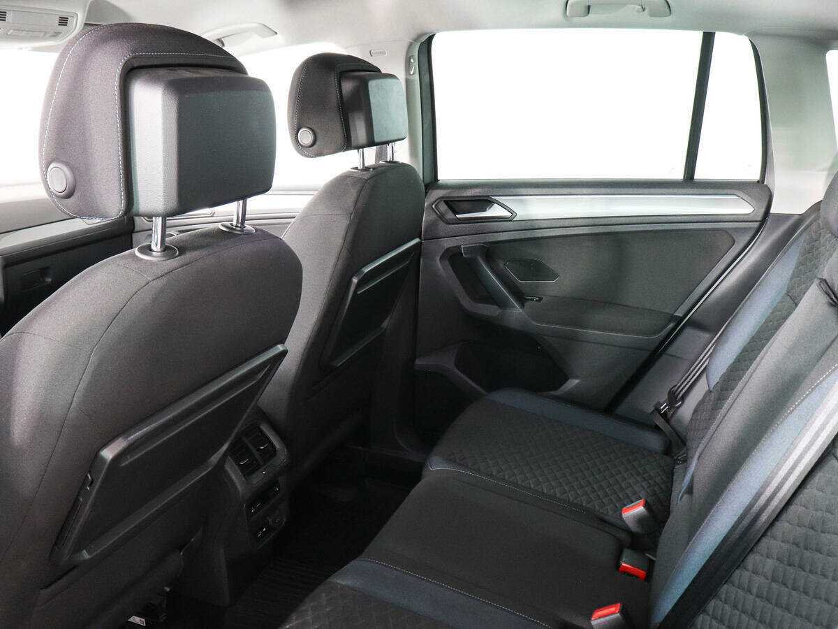 Купить Volkswagen Tiguan, 2019, 59 712 км.. Фото: #11