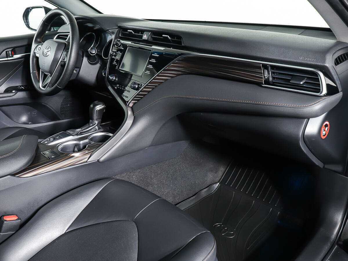 Купить Toyota Camry, 2019, 62 266 км.. Фото: #7