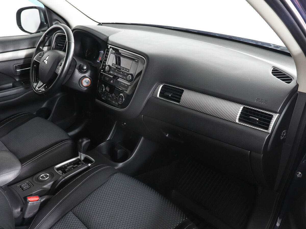 Купить Mitsubishi Outlander, 2016, 106 794 км.. Фото: #9
