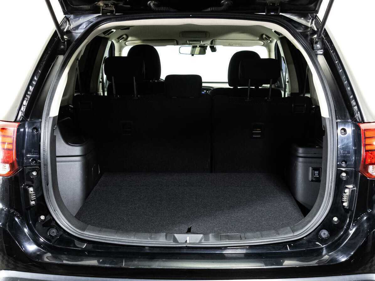 Купить Mitsubishi Outlander, 2018, 120 491 км.. Фото: #16