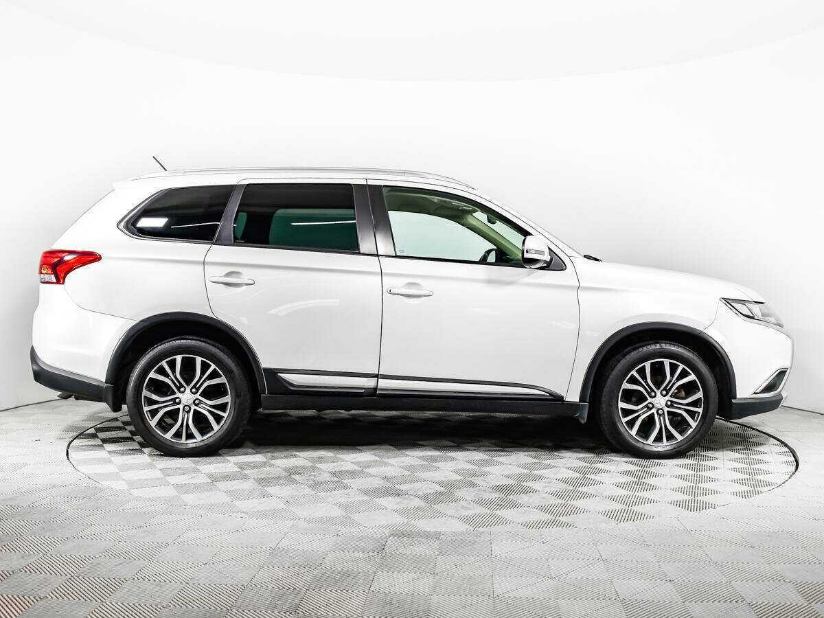 Купить Mitsubishi Outlander, 2015, 270 387 км.. Фото: #3