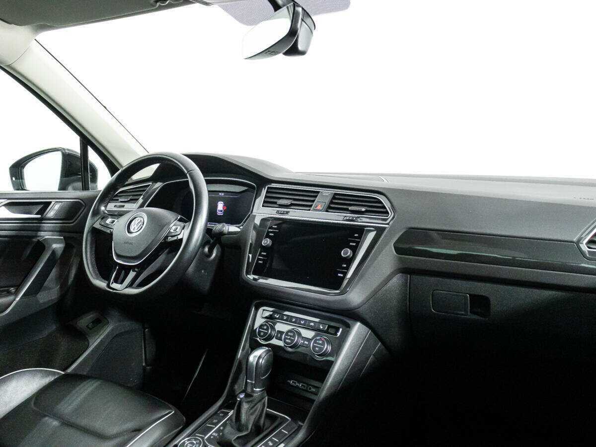Купить Volkswagen Tiguan, 2018, 49 500 км.. Фото: #8