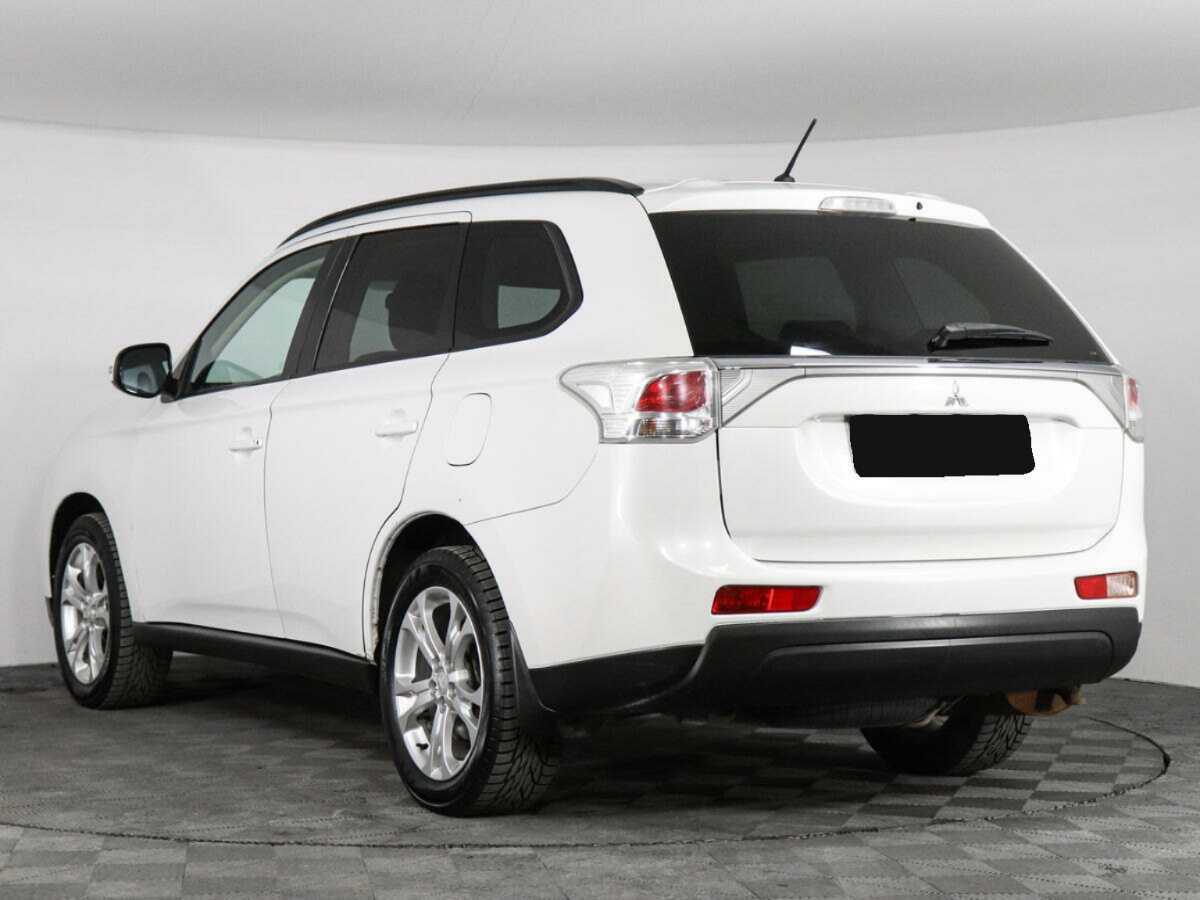 Купить Mitsubishi Outlander, 2013, 121 659 км.. Фото: #6