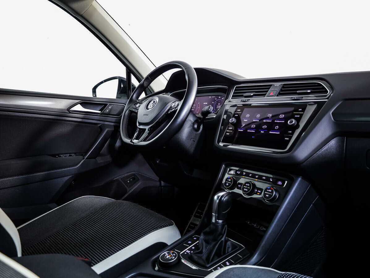 Купить Volkswagen Tiguan, 2019, 8 211 км.. Фото: #7