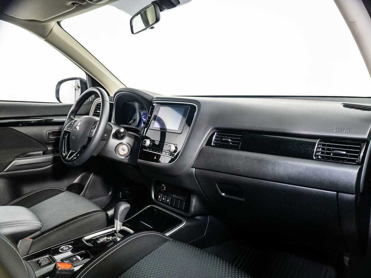 Купить Mitsubishi Outlander, 2020, 45 741 км.. Фото: #7