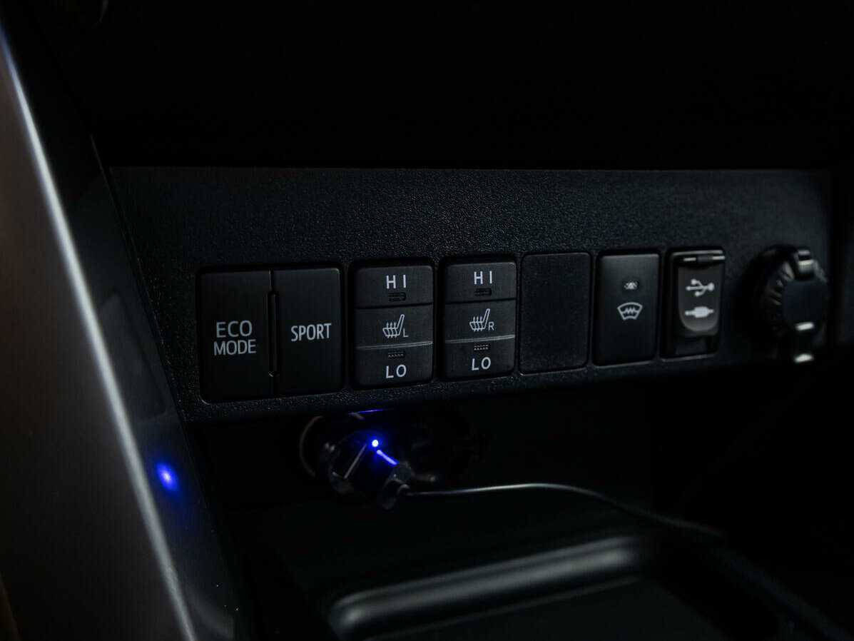 Купить Тойота Рав4, 2016, 81 294 км.. Фото: #16