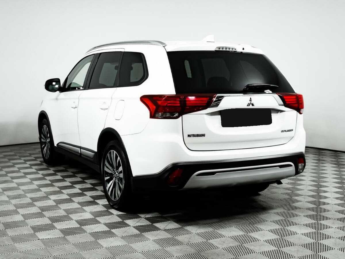 Купить Mitsubishi Outlander, 2019, 77 333 км.. Фото: #6