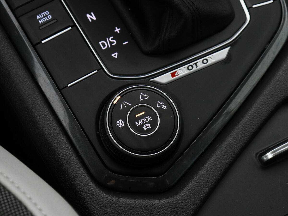 Купить Volkswagen Tiguan, 2020, 32 902 км.. Фото: #13