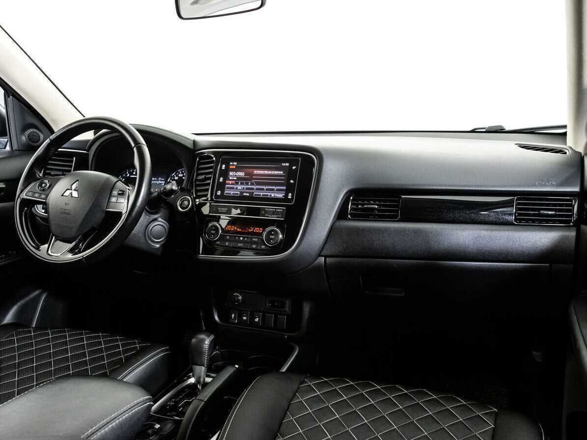Купить Mitsubishi Outlander, 2020, 105 652 км.. Фото: #8