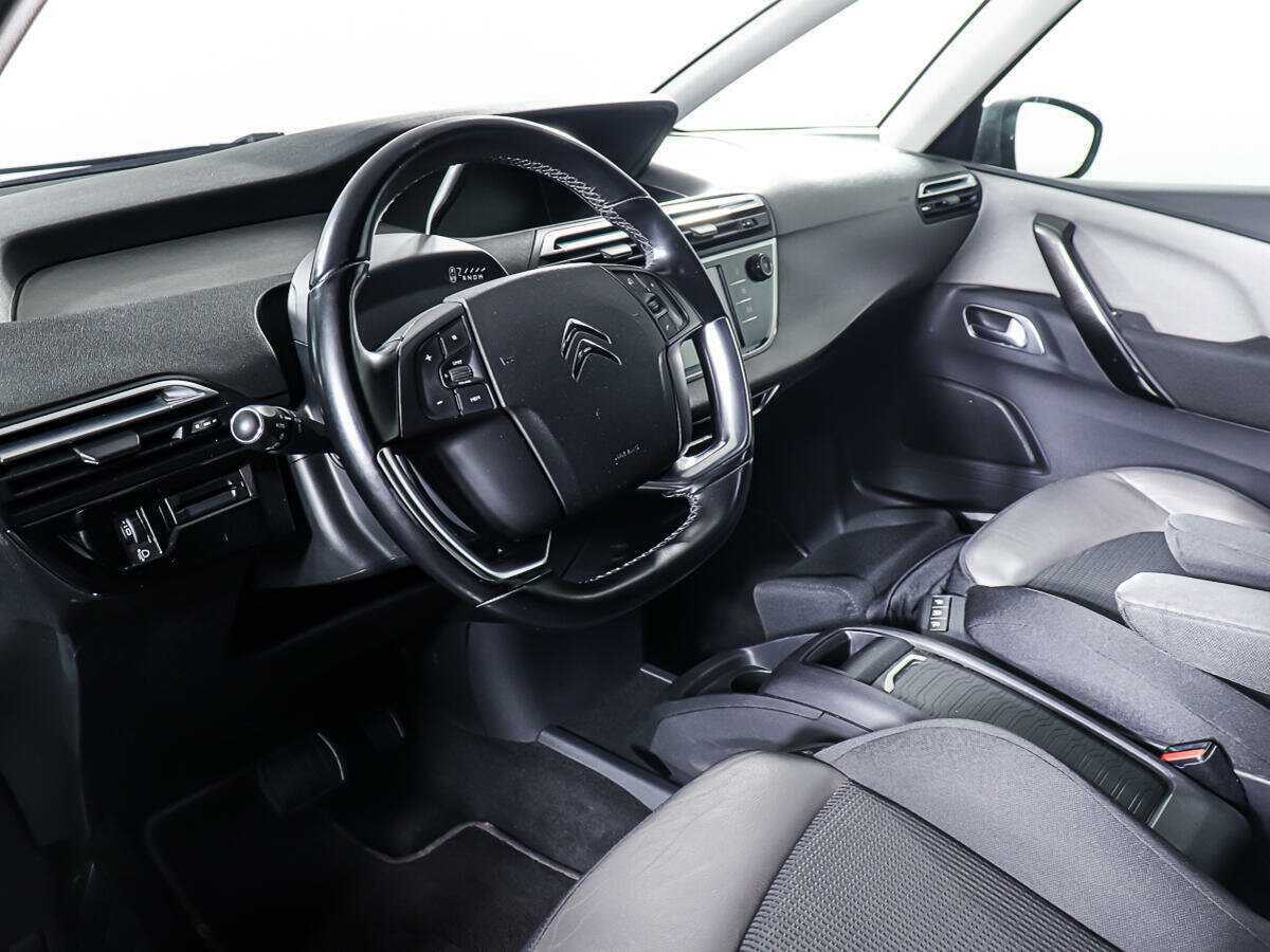 Купить Citroen C4 Picasso, 2017, 78 535 км.. Фото: #12