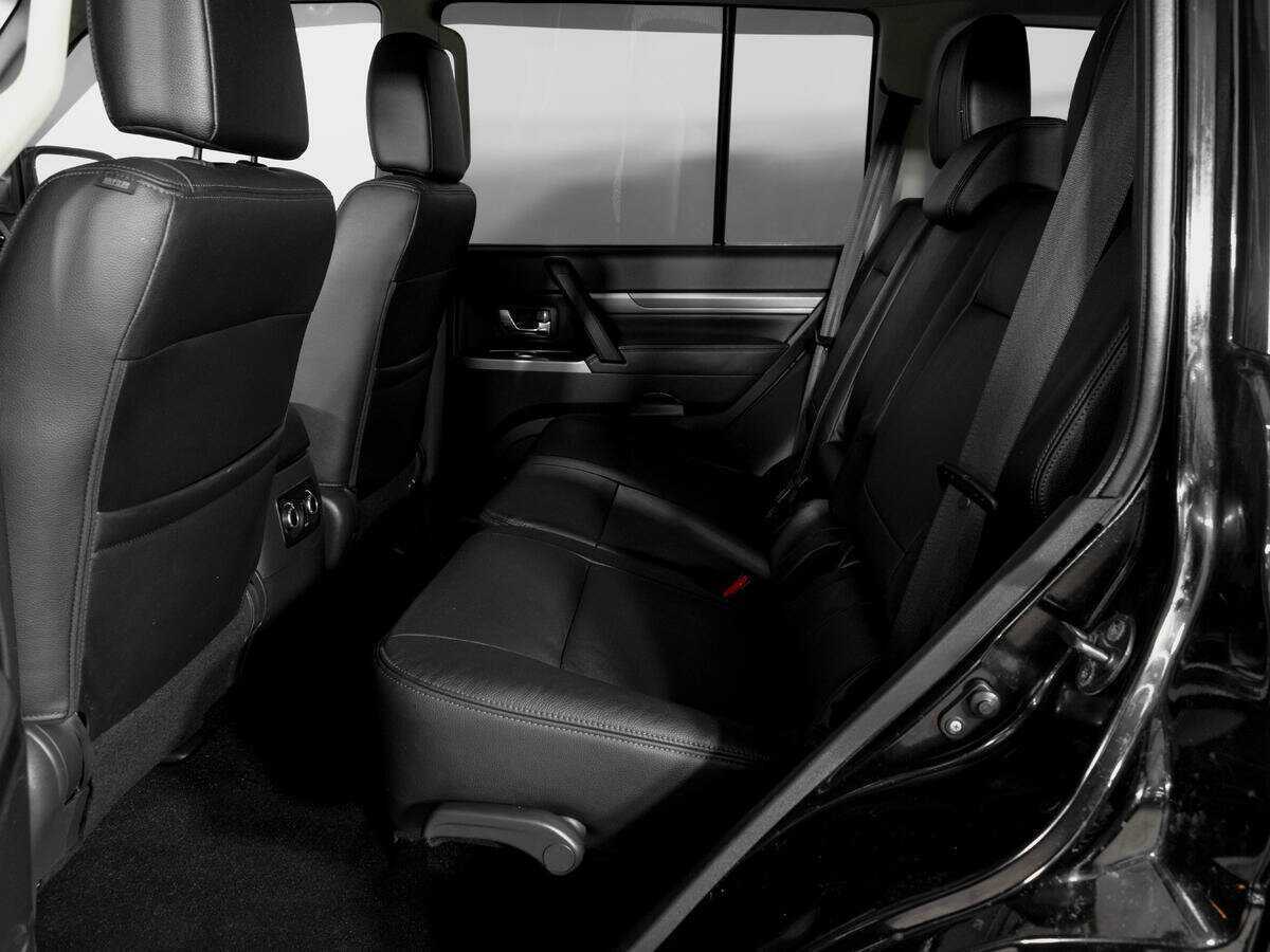 Купить Mitsubishi Pajero, 2017, 149 100 км.. Фото: #9