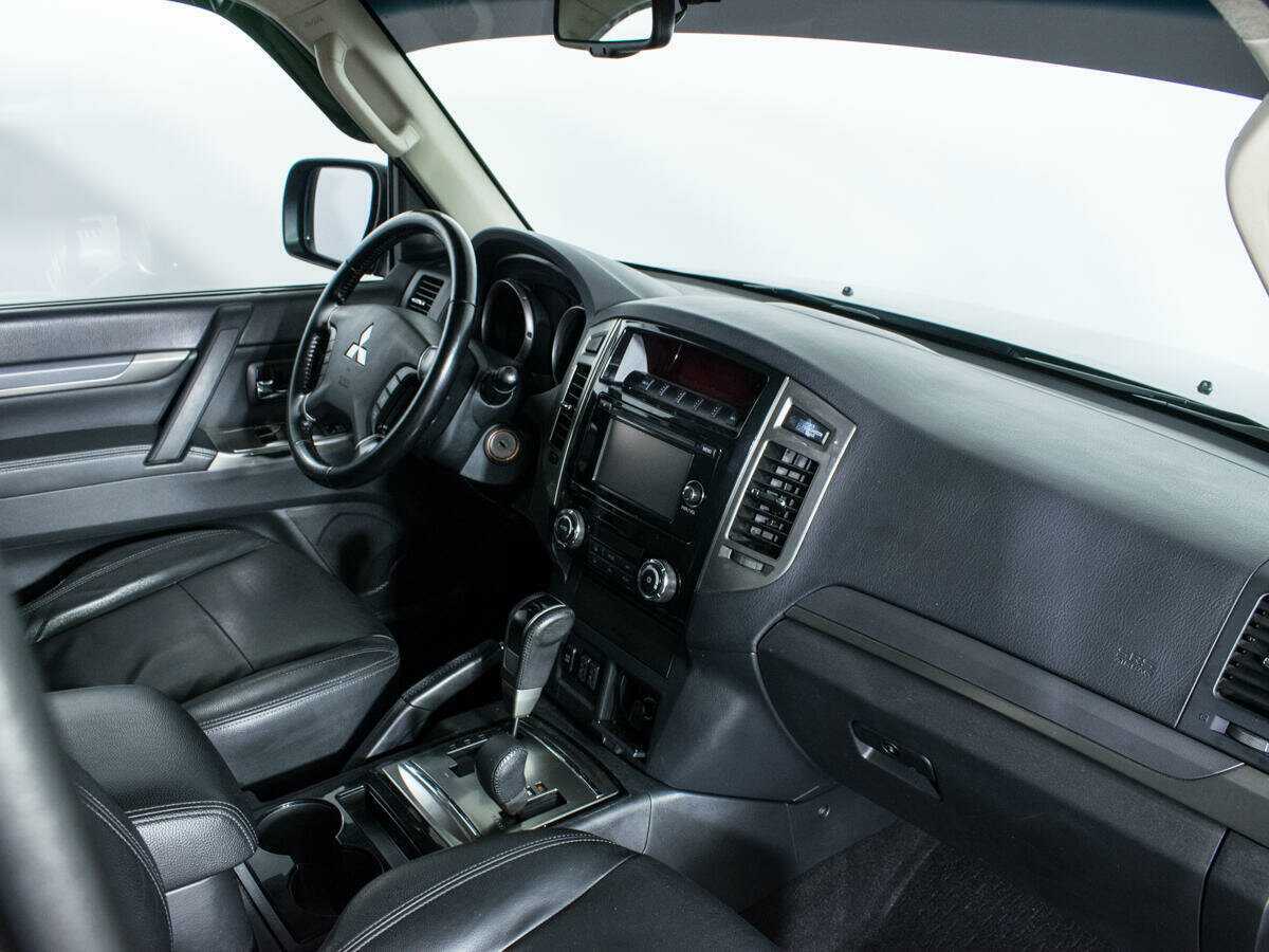 Купить Mitsubishi Pajero, 2014, 118 756 км.. Фото: #5