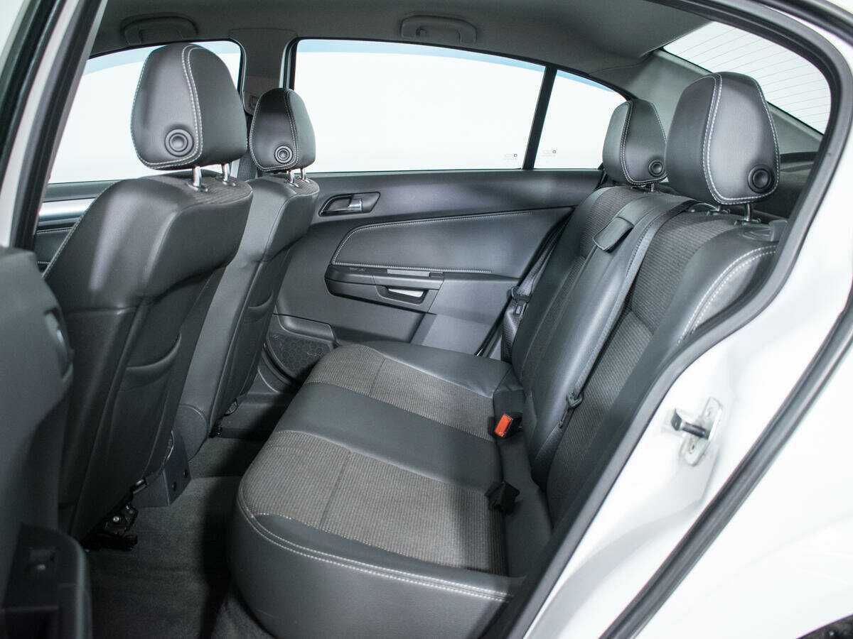 Купить Опель Астра, 2014, 117 992 км.. Фото: #9