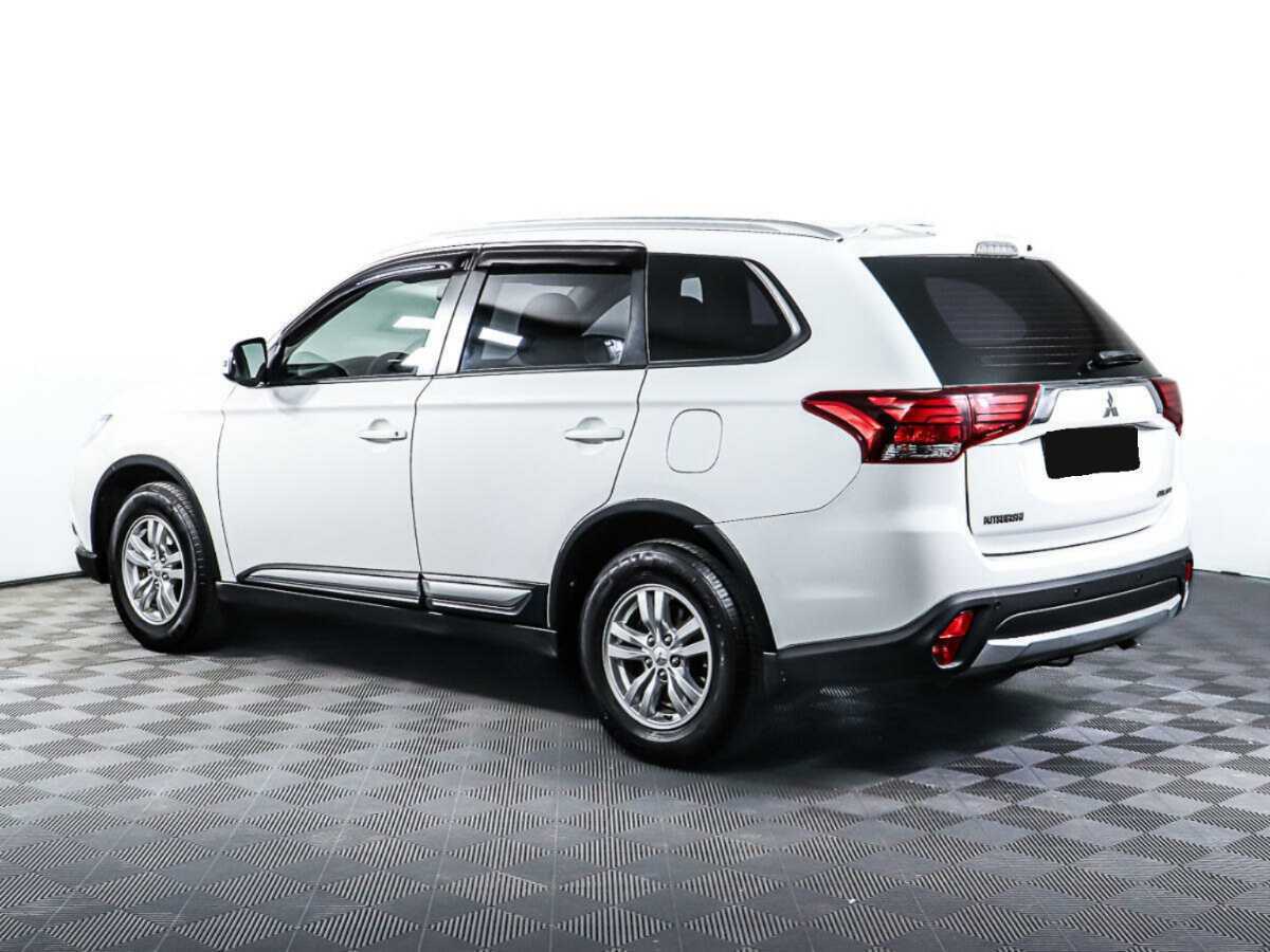 Купить Mitsubishi Outlander, 2018, 71 629 км.. Фото: #6