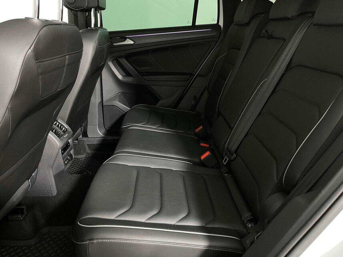 Купить Volkswagen Tiguan, 2021, 31 000 км.. Фото: #9