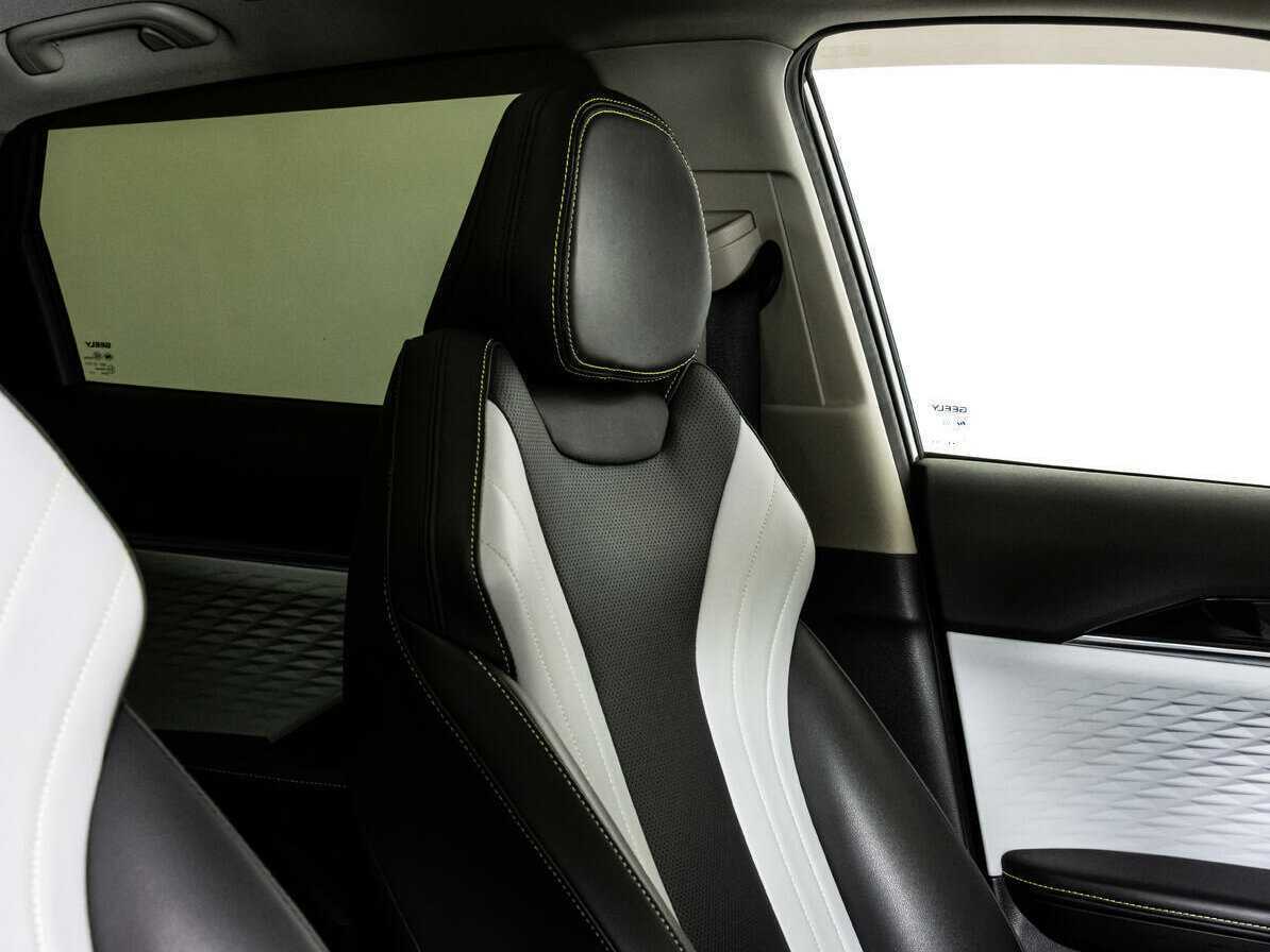 Купить Geely Coolray, 2023, 23 219 км.. Фото: #14