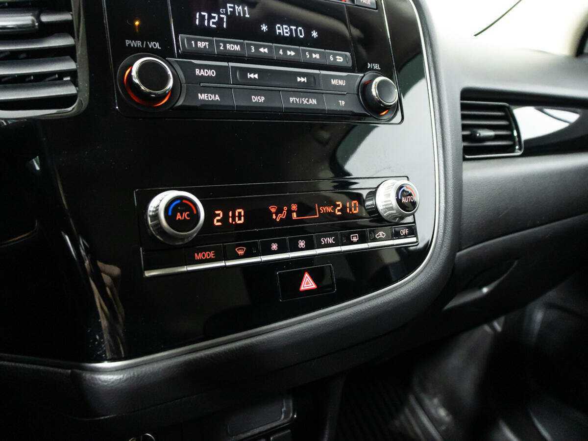 Купить Mitsubishi Outlander, 2021, 45 170 км.. Фото: #14