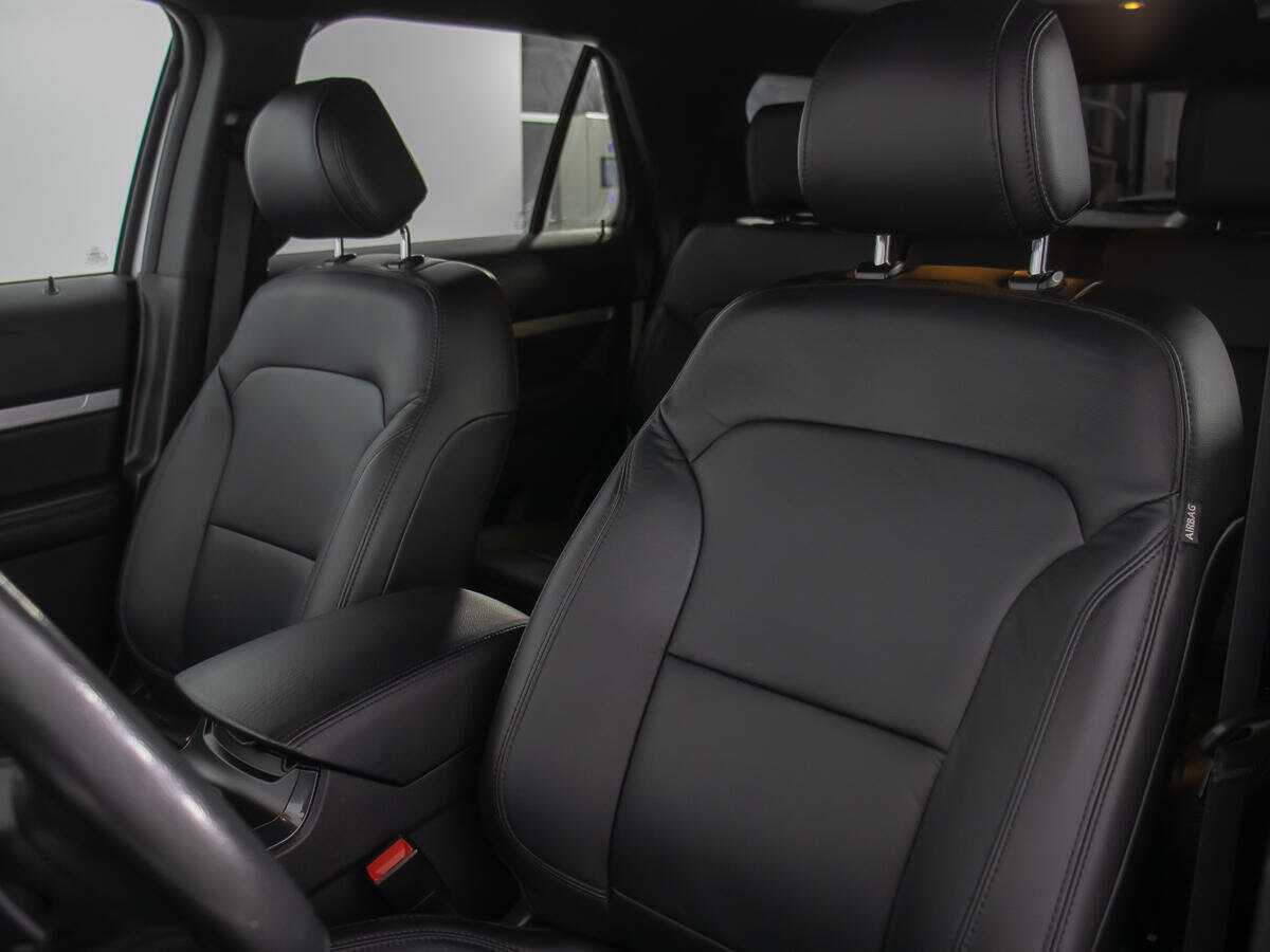 Купить Ford Explorer, 2017, 89 000 км.. Фото: #13
