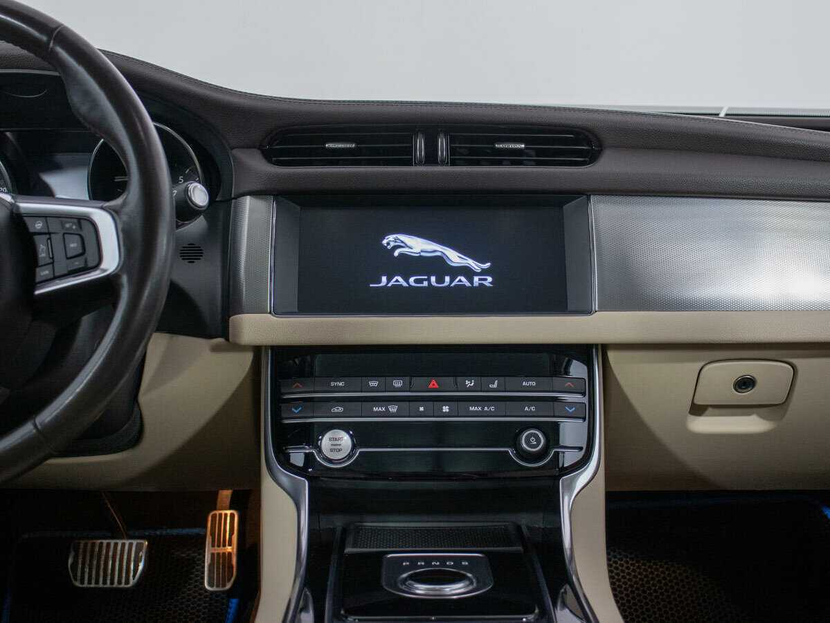 Купить Jaguar XF, 2019, 78 130 км.. Фото: #17