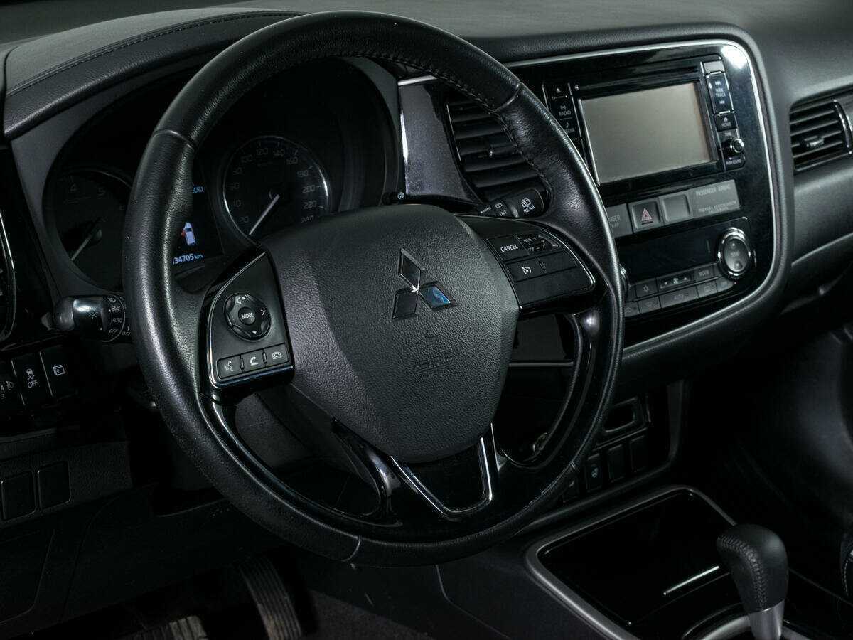 Купить Mitsubishi Outlander, 2017, 134 690 км.. Фото: #11