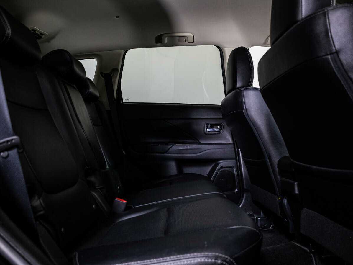 Купить Mitsubishi Outlander, 2017, 115 060 км.. Фото: #10