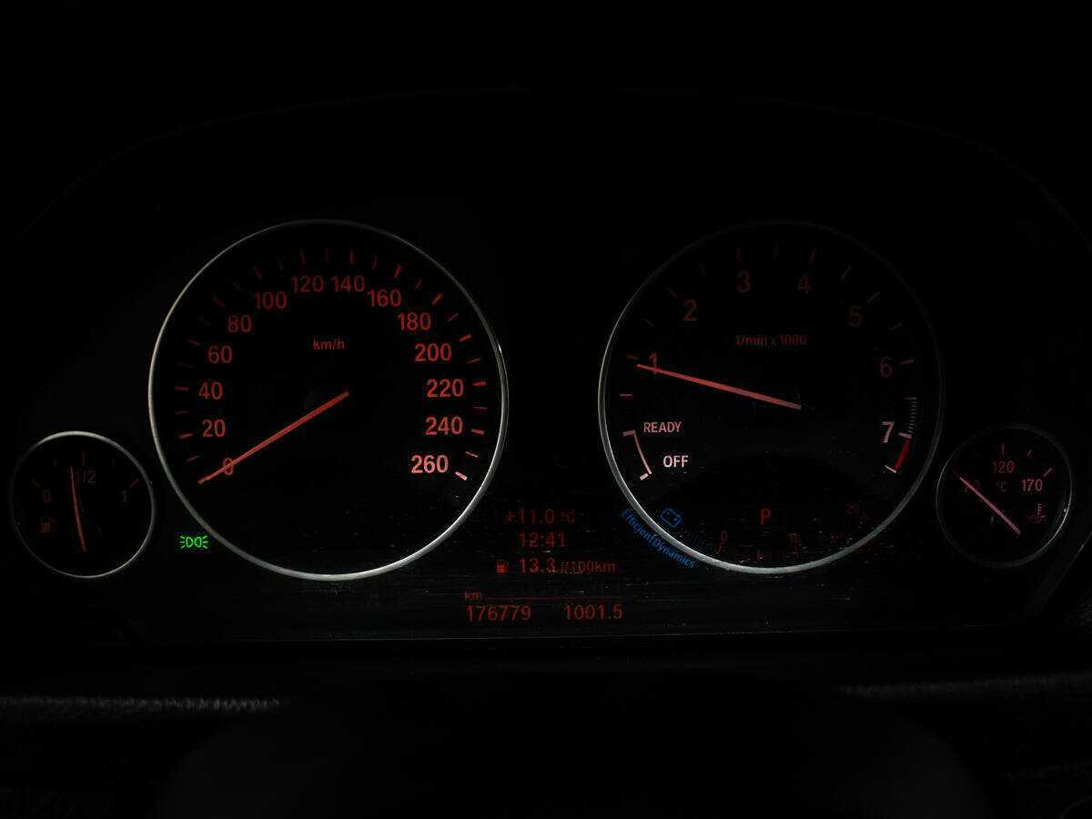 Купить BMW 3 серии, 2013, 176 775 км.. Фото: #10