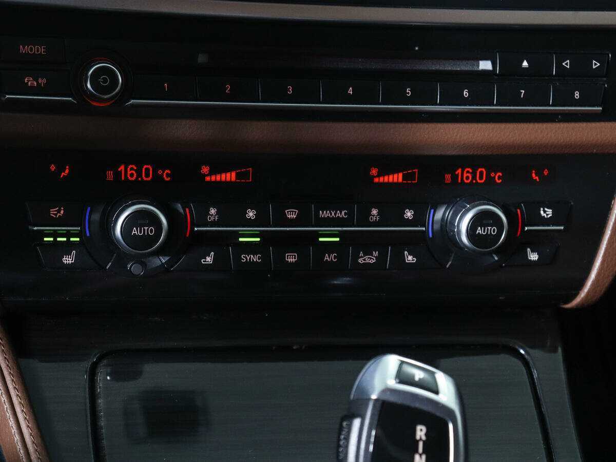 Купить BMW 5 серии, 2016, 112 878 км.. Фото: #20