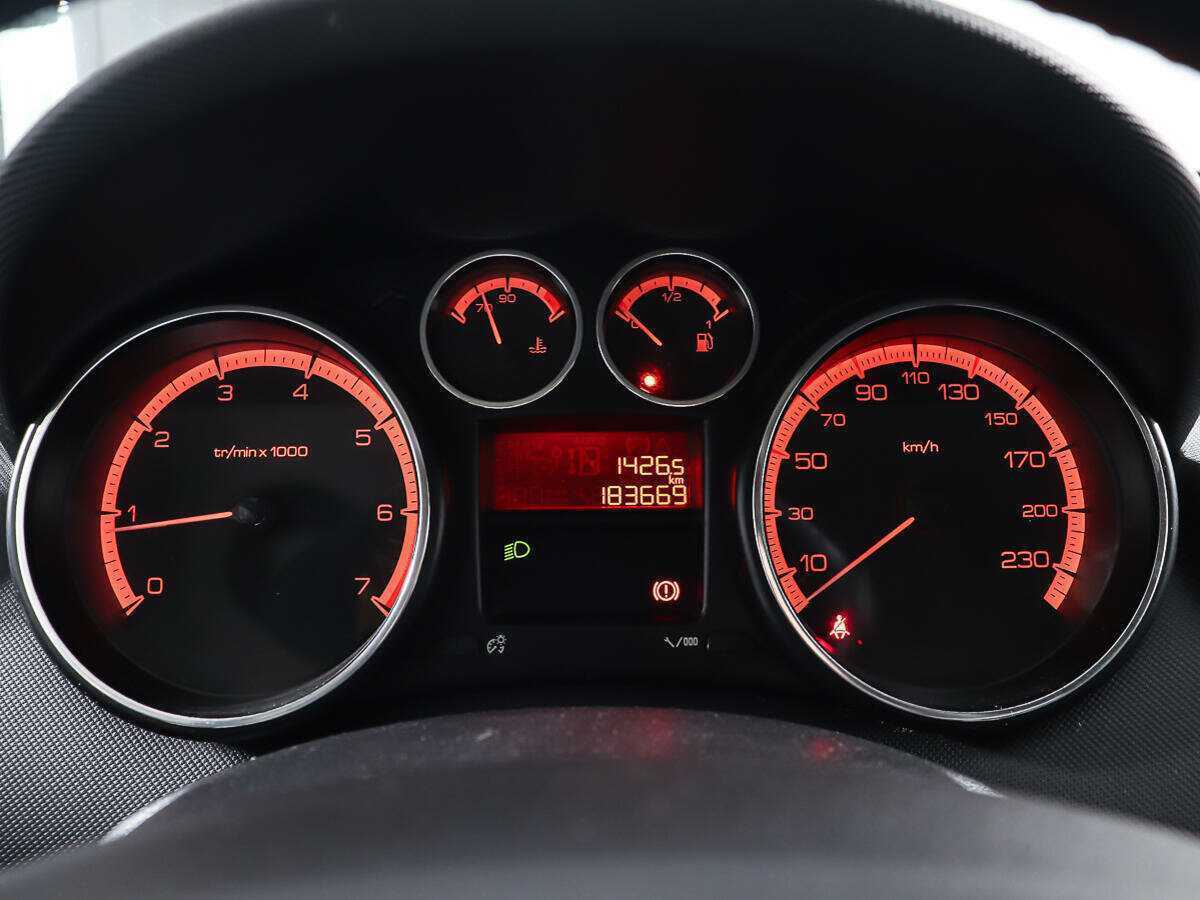 Купить Пежо 408, 2014, 183 667 км.. Фото: #12