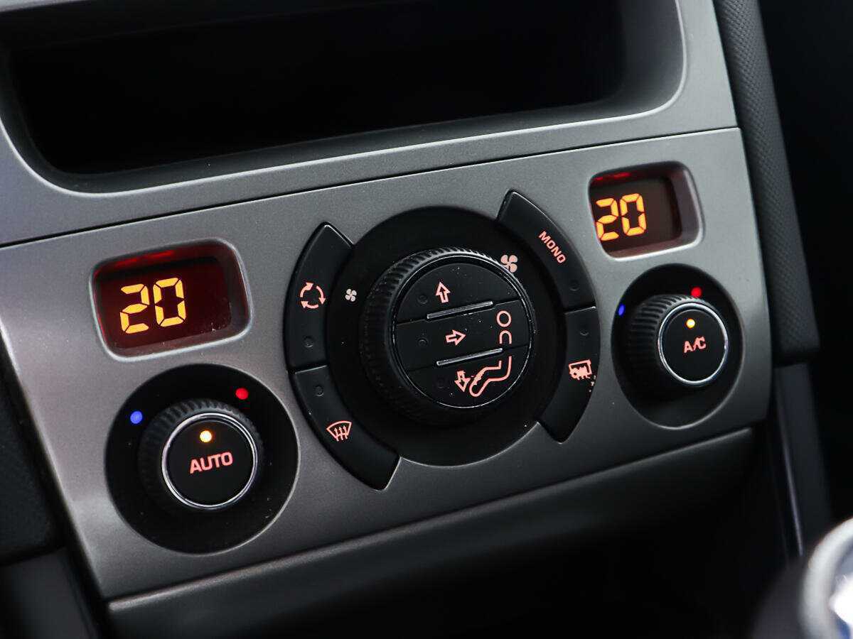 Купить Пежо 408, 2014, 183 667 км.. Фото: #14