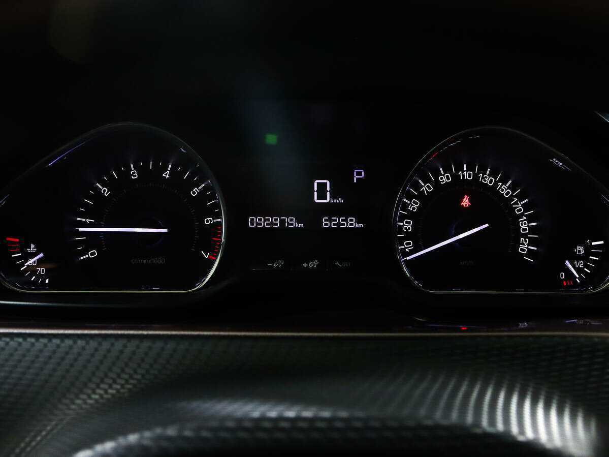 Купить Пежо 2008, 2014, 92 000 км.. Фото: #8