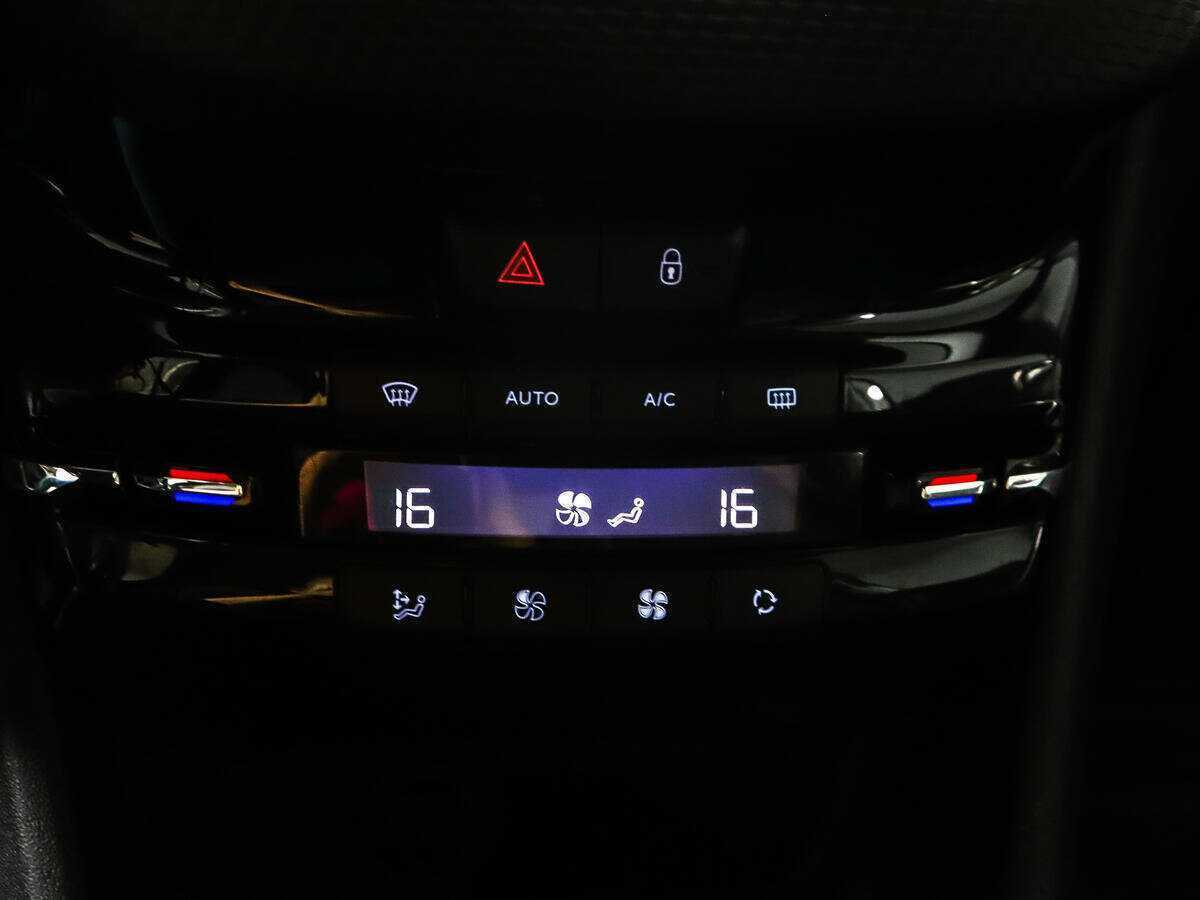 Купить Пежо 2008, 2014, 92 000 км.. Фото: #13