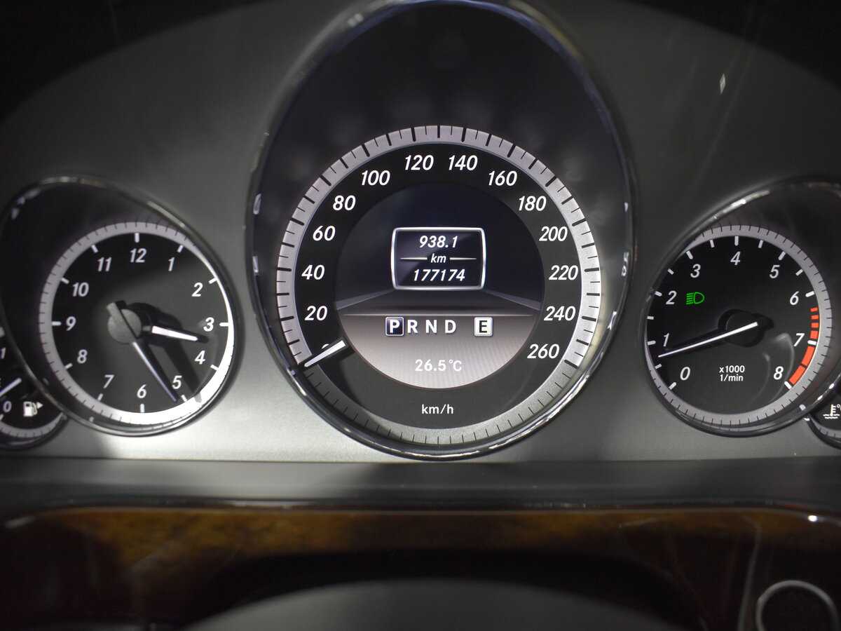 Купить Mercedes-Benz E-Класс, 2012, 177 172 км.. Фото: #12