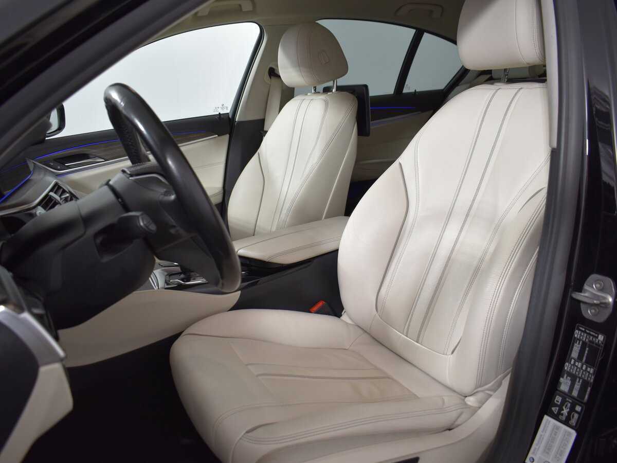 Купить BMW 5 серии, 2019, 166 000 км.. Фото: #12