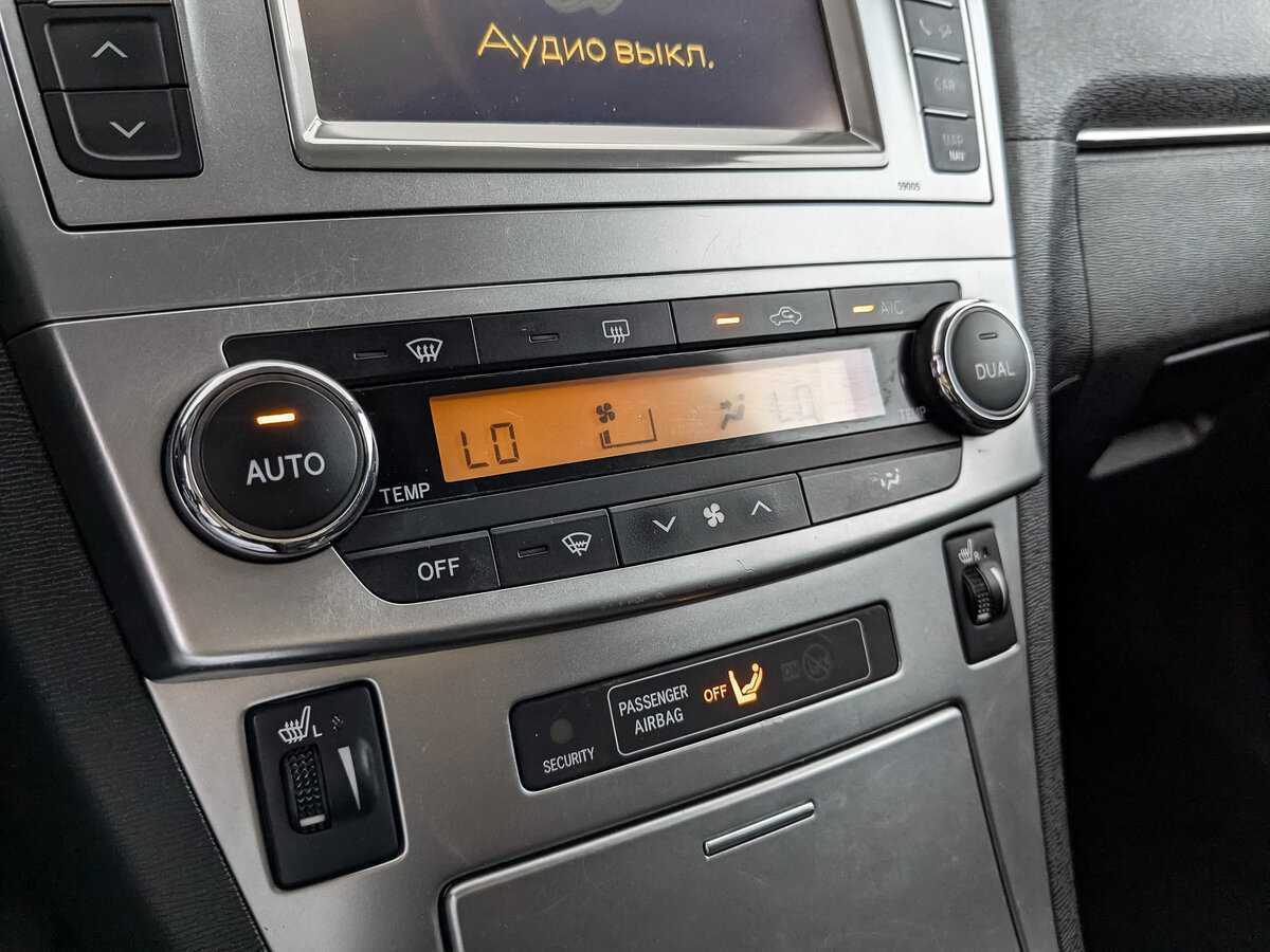 Купить Toyota Avensis, 2012, 87 994 км.. Фото: #21