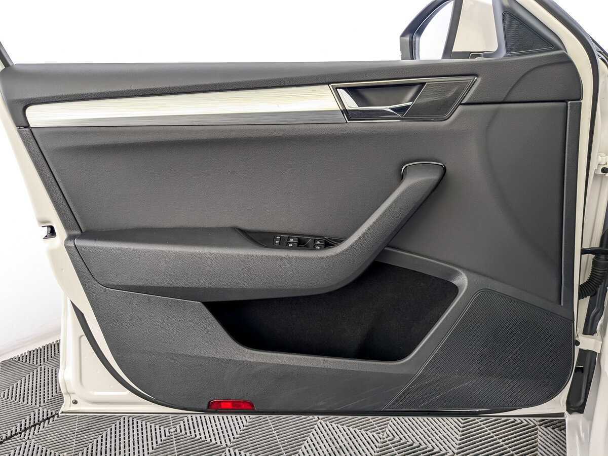 Купить Skoda Superb, 2021, 28 189 км.. Фото: #14