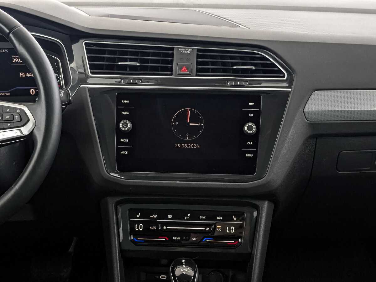 Купить Volkswagen Tiguan, 2021, 45 095 км.. Фото: #10