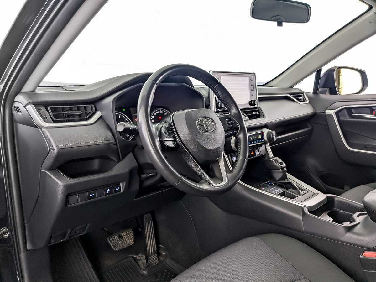 Купить Toyota RAV4, 2020, 108 000 км.. Фото: #2