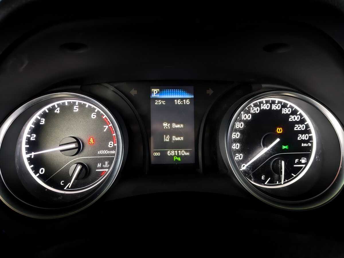 Купить Toyota Camry, 2021, 68 105 км.. Фото: #10