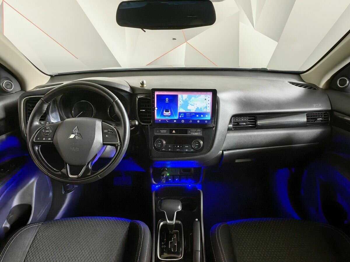 Купить Mitsubishi Outlander, 2019, 79 282 км.. Фото: #9