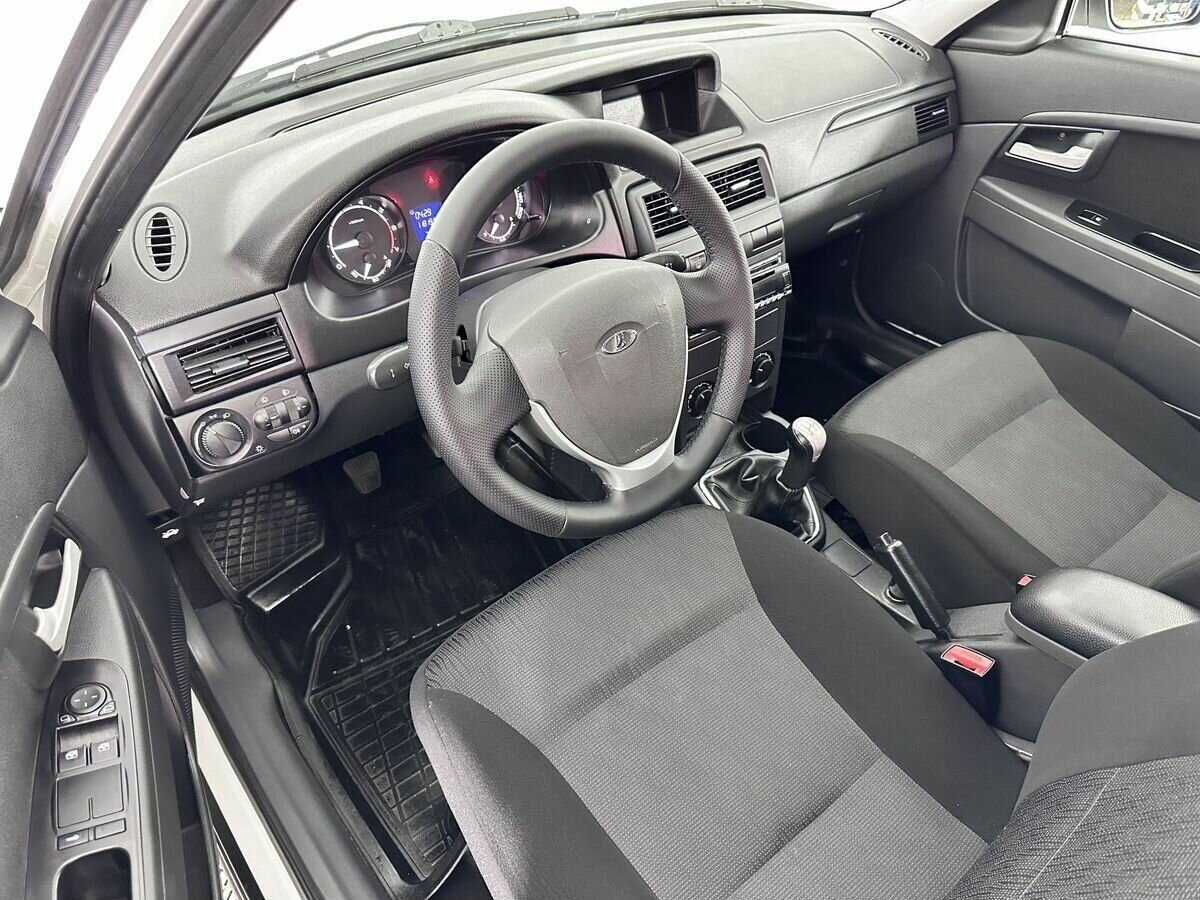 Купить Lada (ВАЗ) Priora, 2017, 118 162 км.. Фото: #6