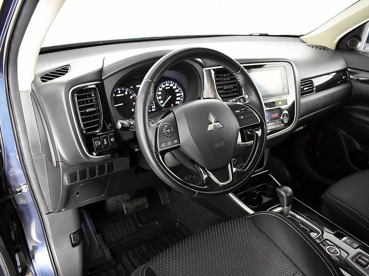 Купить Mitsubishi Outlander, 2018, 150 979 км.. Фото: #6
