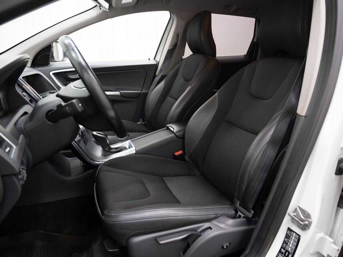 Купить Volvo XC60, 2017, 100 800 км.. Фото: #7