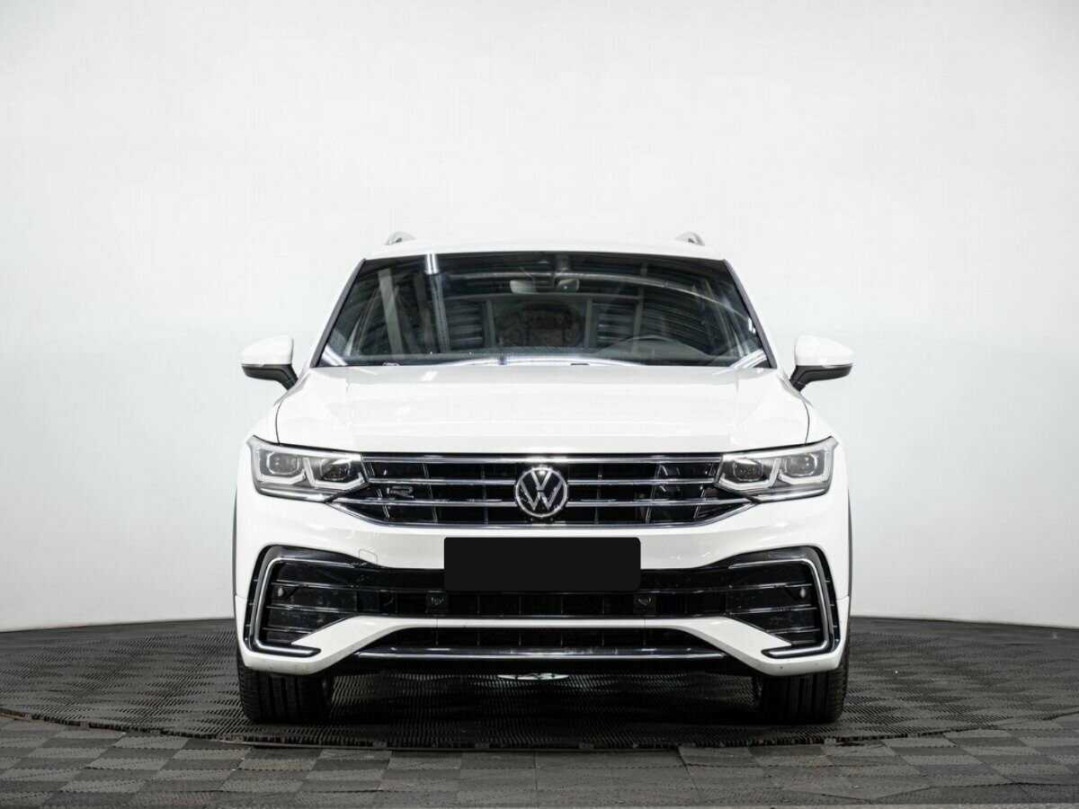 Купить Volkswagen Tiguan, 2022, 60 636 км.. Фото: #1