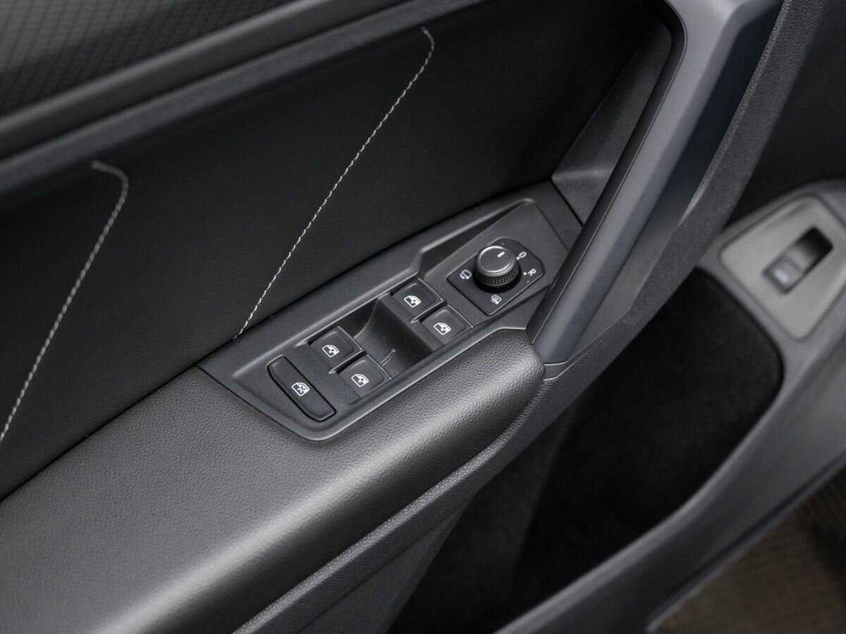 Купить Volkswagen Tiguan, 2022, 60 636 км.. Фото: #15