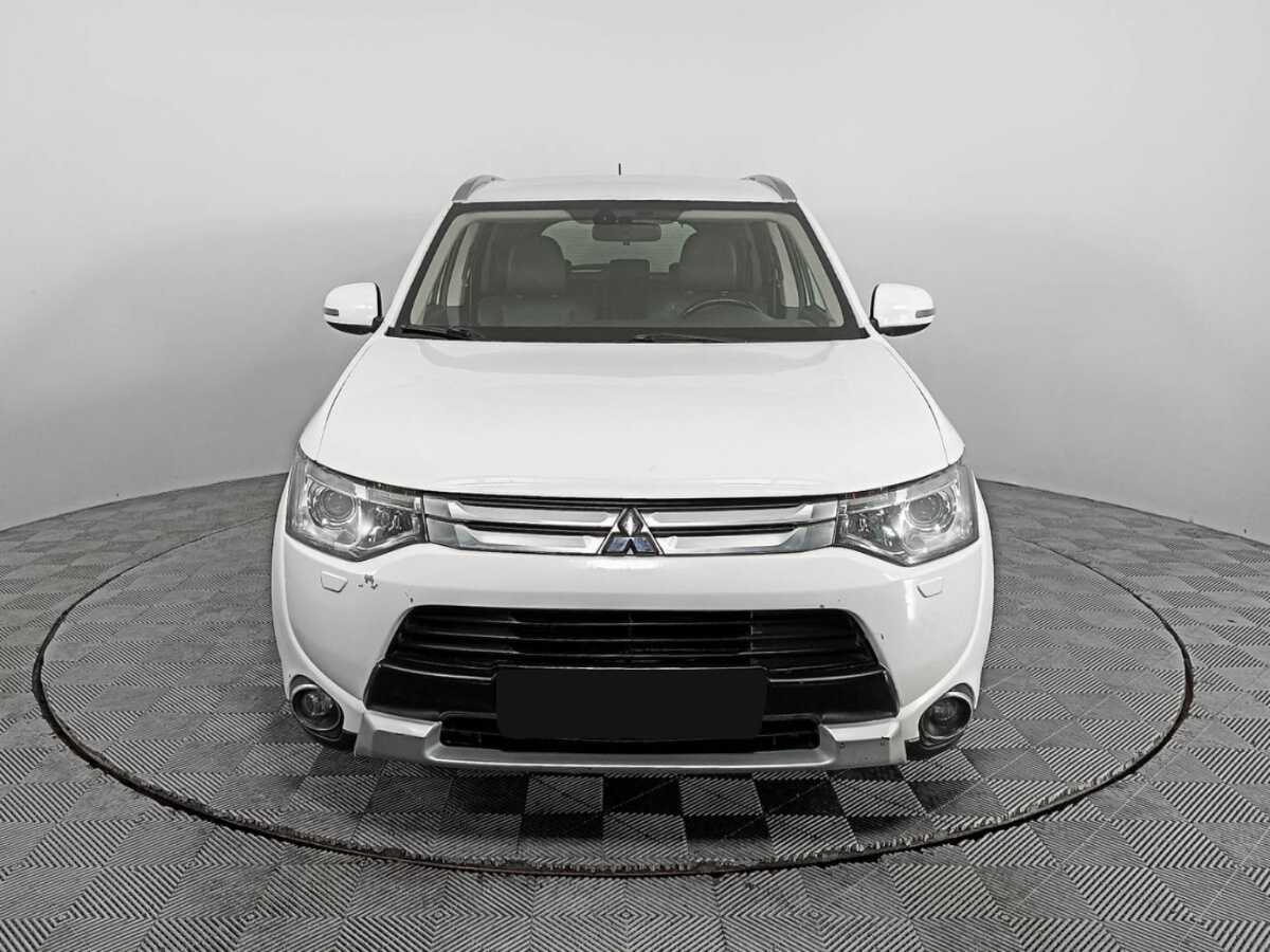 Купить Mitsubishi Outlander, 2014, 181 002 км.. Фото: #1