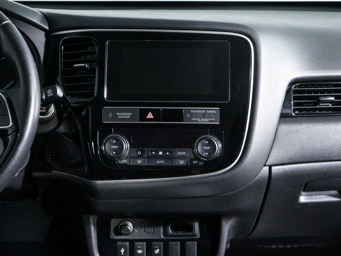 Купить Mitsubishi Outlander, 2019, 49 800 км.. Фото: #12