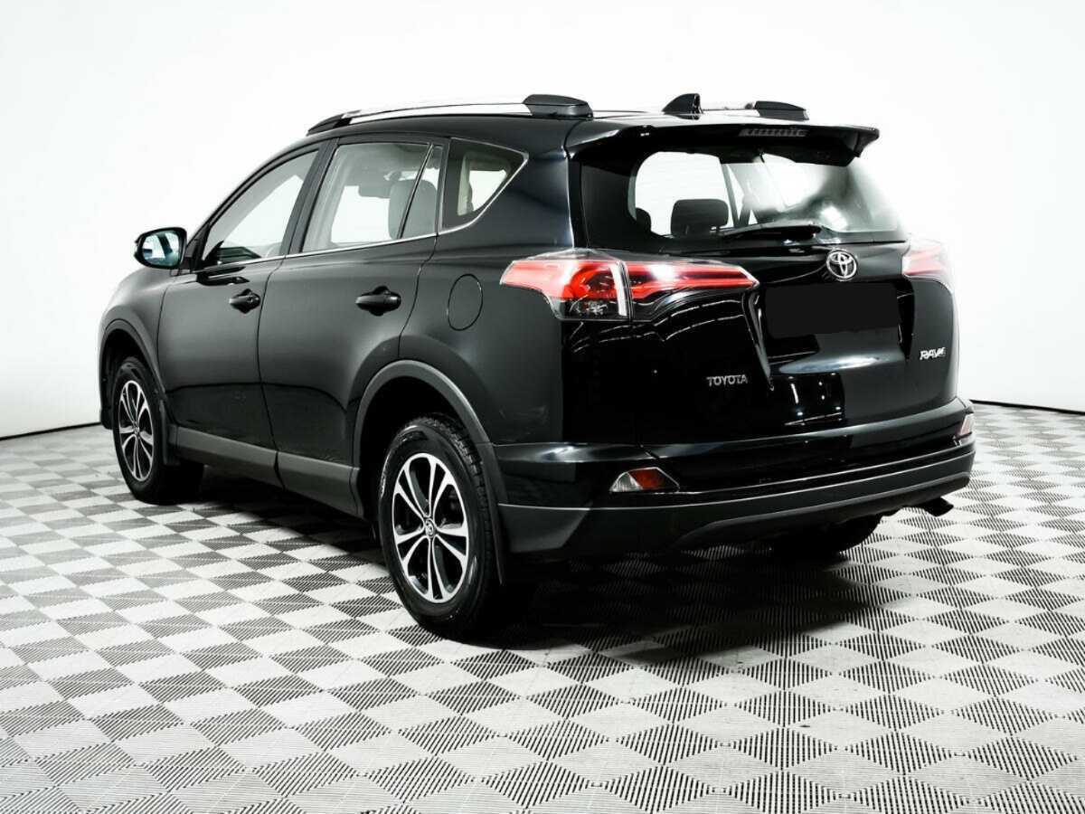 Купить Toyota RAV4, 2018, 66 636 км.. Фото: #6