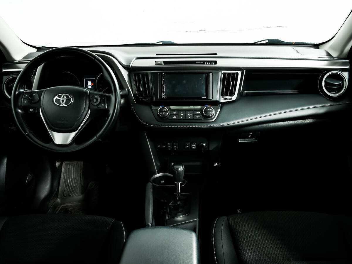 Купить Toyota RAV4, 2018, 66 636 км.. Фото: #10