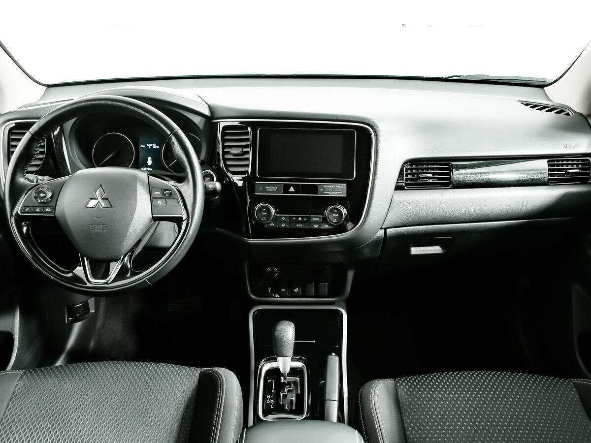 Купить Mitsubishi Outlander, 2018, 112 900 км.. Фото: #8